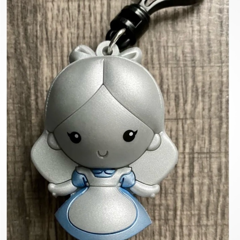 Disney Alice In Wonderland Clip
